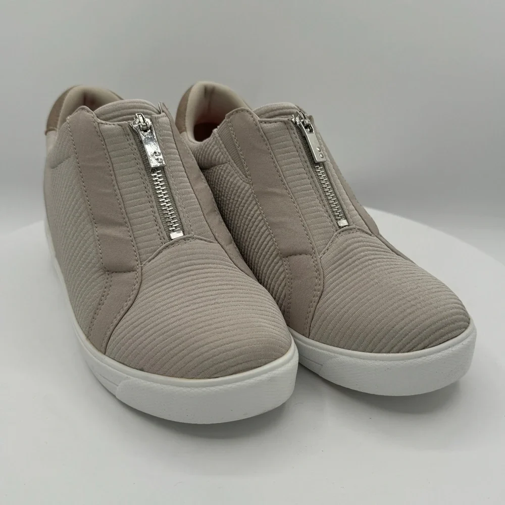 RYKA VIBE WOMENS SPORT CASUAL SNEAKER/SHORT BOOT SIZE 7.5 W/EU 37.5 CLR CHATAUPE